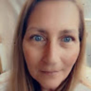 Meet your Posher, Lorilynn